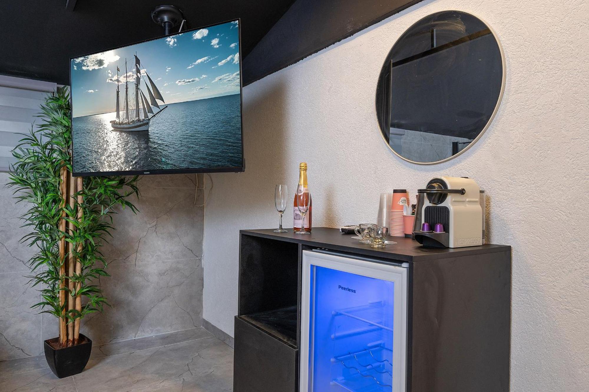 Lago Suites Hotel 耶路撒冷 外观 照片